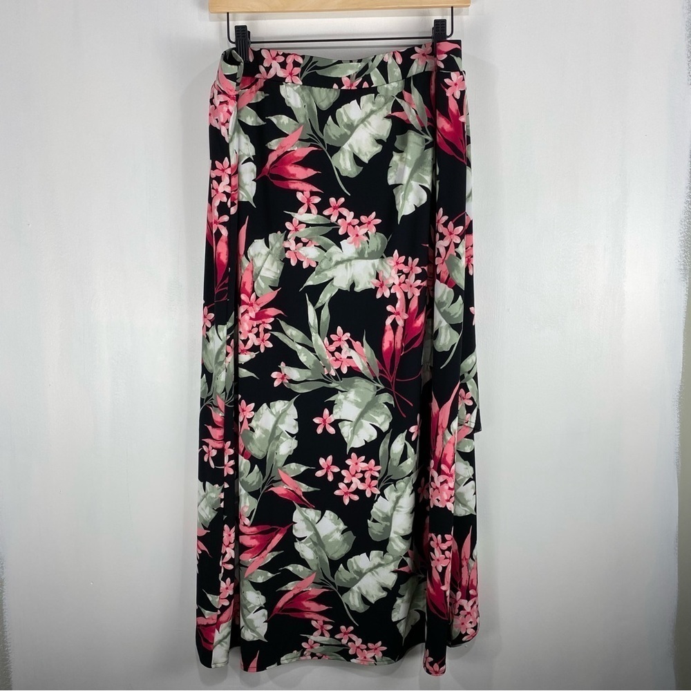 Chico's Paper Whites Tulip High Low Soft Stretch Jersey Knit Maxi Skirt 2 (NWT)‎ - Picture 5 of 5